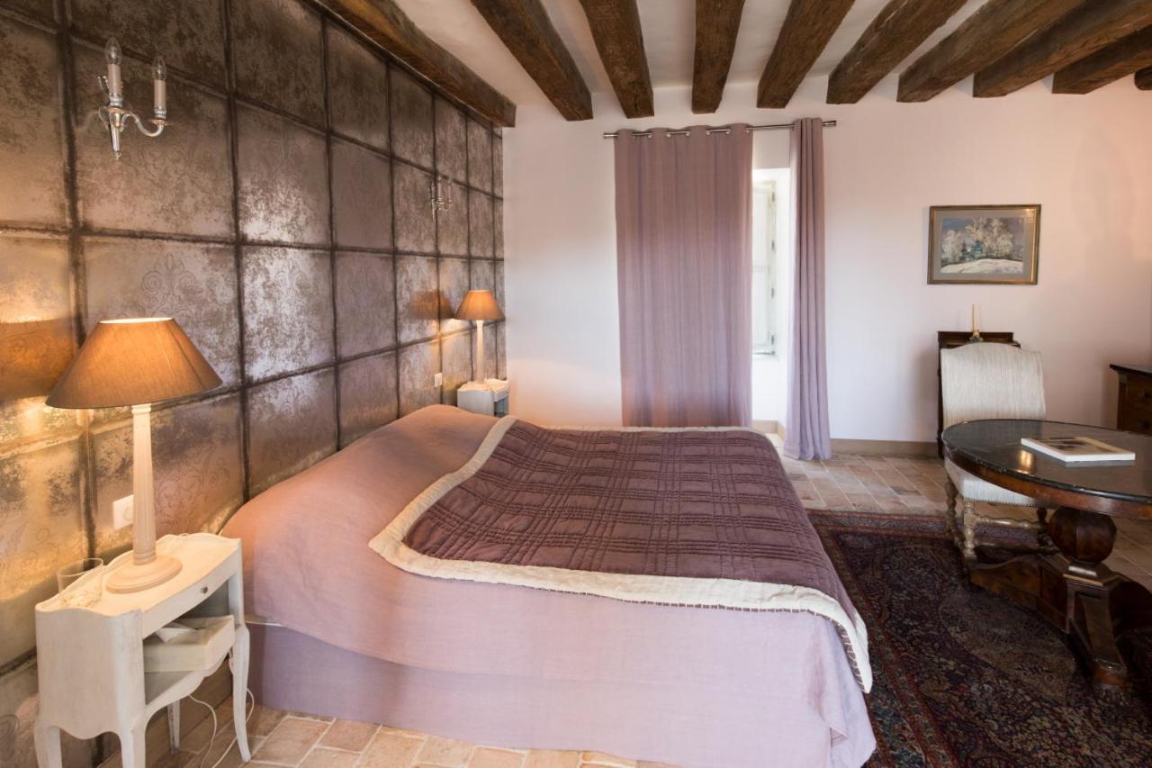 Bed and Breakfast Le Prieuré de Loups Saint-Michel-en-Brenne Exterior foto